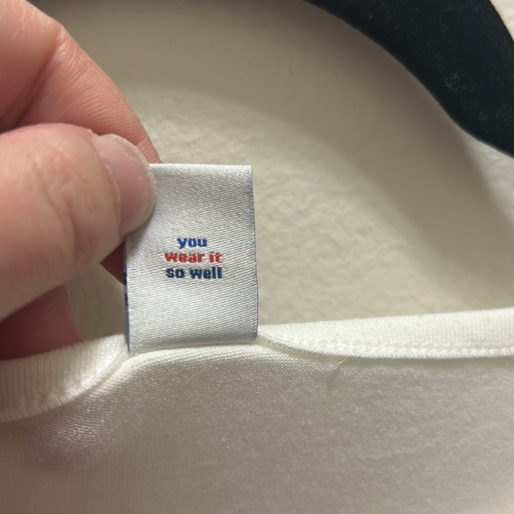 Basic White Tee - Picture 3 of 4